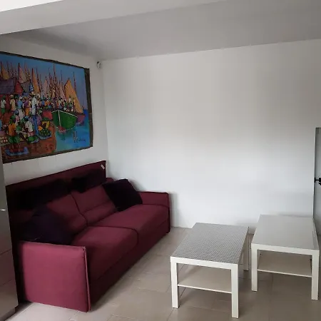 Bel Appartement Spacieux Et Confortable Idealement Situe Amboise Exterior foto
