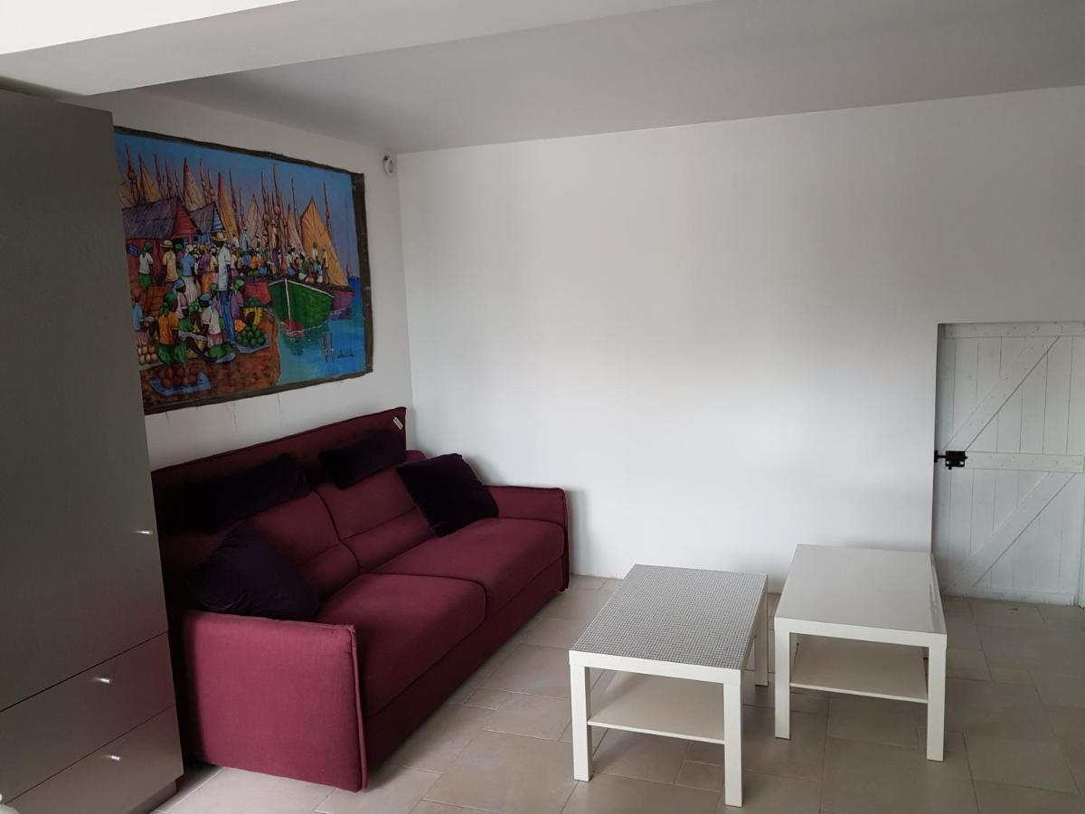 Bel Spacieux Et Confortable Idéalement Situé *