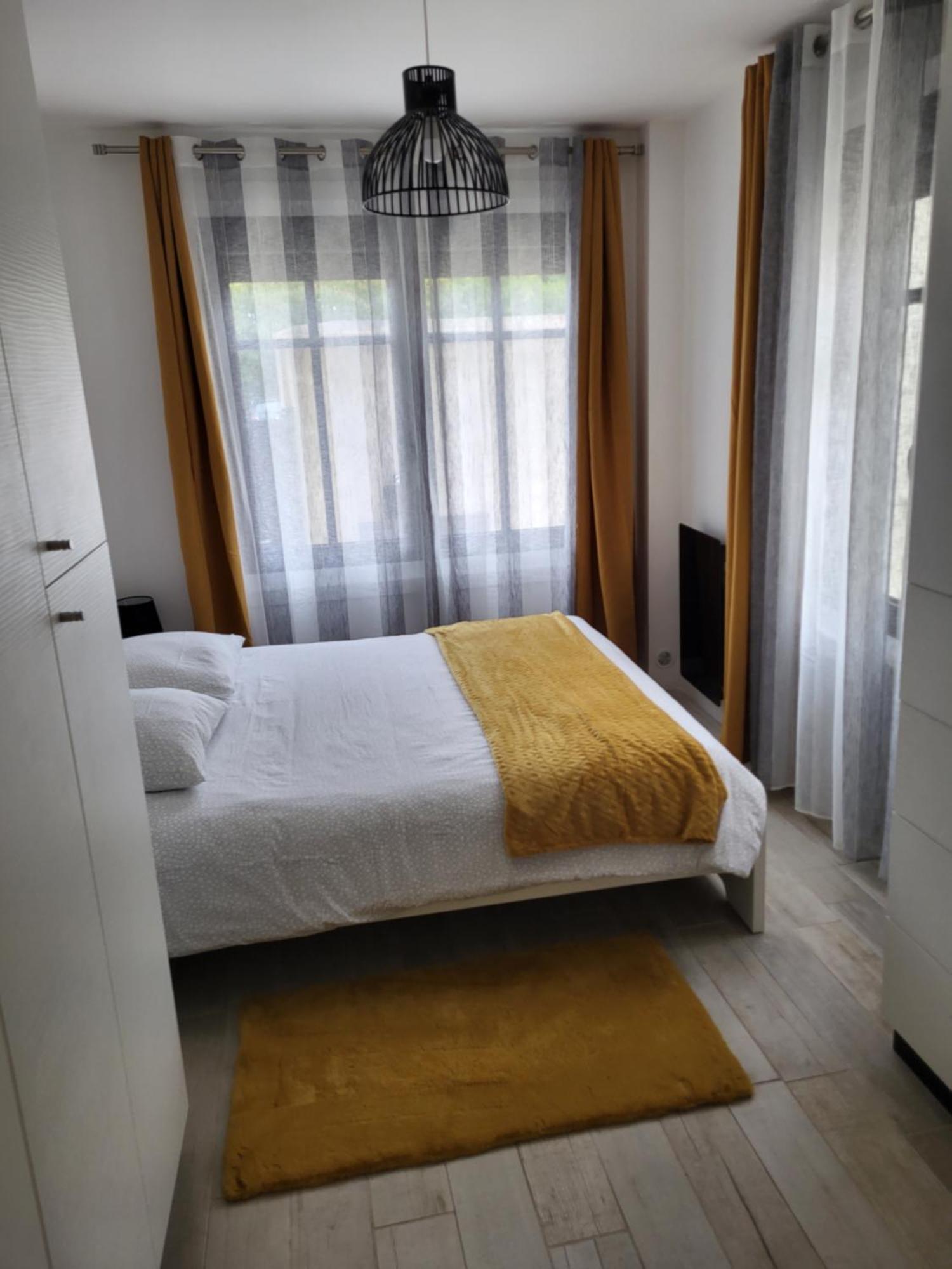 Appartement Bel Spacieux Et Confortable Idéalement Situé
